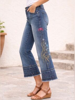 SPOGI Embroidered Cropped Jeans with Multicolor Accents size 28 29